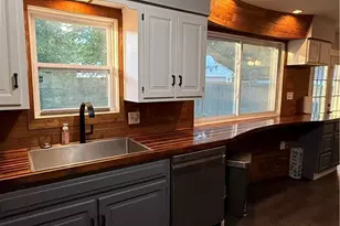 1647 Fairfax Rd, Akron, OH 44313 - Photo 6