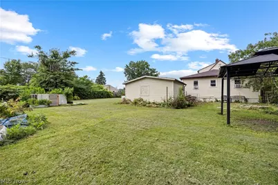 1674 E 32nd Street, Lorain, OH 44055 - Photo 22