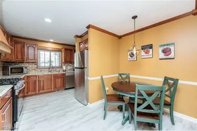 2012 21st Street, Cuyahoga Falls, OH 44223 - Photo 6