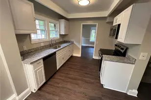 453 Dorchester Rd, Akron, OH 44320 - Photo 4