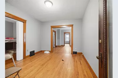 15715 School Avenue, Loveland, OH 44110 - Photo 8