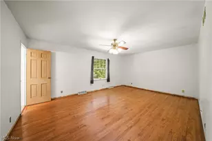 1091 Nina Ln, Akron, OH 44333 - Photo 12