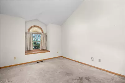 5214 Parkhurst Drive, Sheffield Village, OH 44054 - Photo 30
