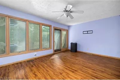 5214 Parkhurst Drive, Sheffield Village, OH 44054 - Photo 14
