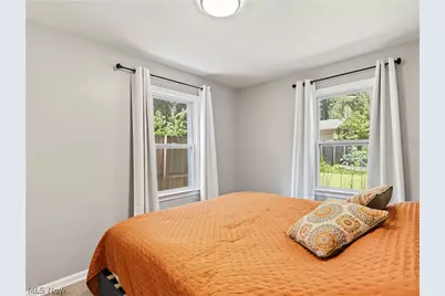839 Magnolia Avenue, Cuyahoga Falls, OH 44221 - Photo 12