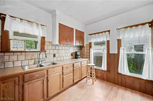637 Dewey Ave, Elyria, OH 44035 - Photo 12