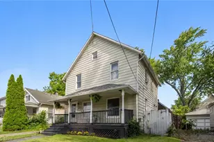 637 Dewey Ave, Elyria, OH 44035 - Photo 2