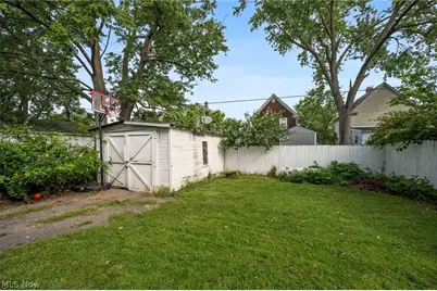 637 Dewey Avenue, Elyria, OH 44035 - Photo 26