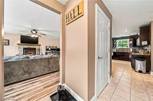 2043 N Park Ln, Roaming Shores, OH 44084 - Photo 16