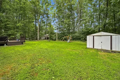 2043 N Park Lane, Roaming Shores, OH 44084 - Photo 12