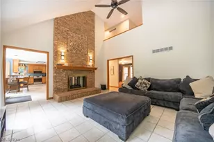 2885 Valley Rd, Cuyahoga Falls, OH 44223 - Photo 8