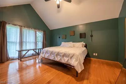 2885 Valley Road, Cuyahoga Falls, OH 44223 - Photo 16