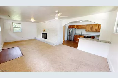16702 Findlay Street, Chagrin Falls, OH 44023 - Photo 6