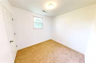 16702 Findlay St, Chagrin Falls, OH 44023 - Photo 10