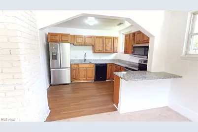 16702 Findlay Street, Chagrin Falls, OH 44023 - Photo 8