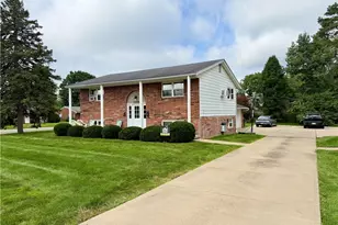 813 S Nickelplate St, Louisville, OH 44641 - Photo 2