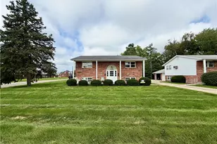 813 S Nickelplate St, Louisville, OH 44641 - Photo 6