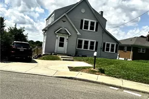277 Lovers Ln, Steubenville, OH 43953 - Photo 2