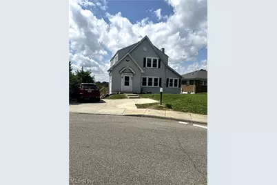 277 Lovers Lane, Steubenville, OH 43953 - Photo 1