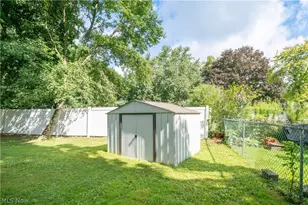 1215 Easton St NE, Canton, OH 44721 - Photo 40