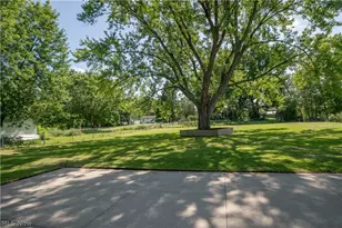592 Frost Rd, Streetsboro, OH 44241 - Photo 32