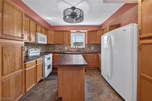13830 Baumhart Rd, Oberlin, OH 44074 - Photo 16