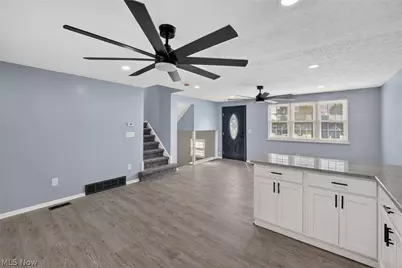 4036 Leavitt Road, Lorain, OH 44053 - Photo 20