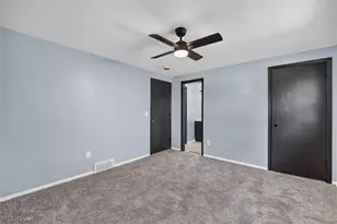 4036 Leavitt Rd, Lorain, OH 44053 - Photo 30
