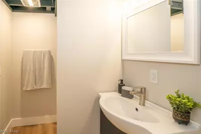 748 Hemlock Street NW, Massillon, OH 44647 - Photo 34