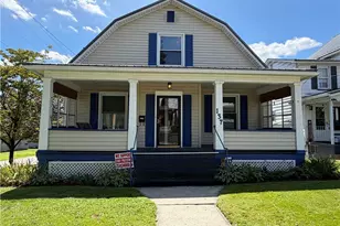 137 E North Ave, East Palestine, OH 44413 - Photo 2