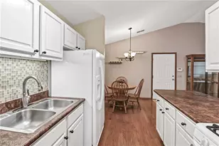 2870 Shakespeare Ln, Avon, OH 44011 - Photo 18