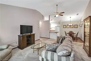2870 Shakespeare Ln, Avon, OH 44011 - Photo 8