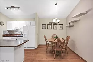 2870 Shakespeare Ln, Avon, OH 44011 - Photo 14