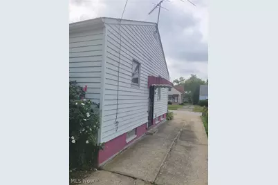 4433 E 156th Street, Loveland, OH 44128 - Photo 4