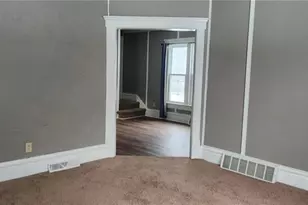 244 Arch St, Akron, OH 44304 - Photo 4
