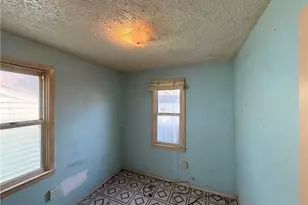 1868 E 34th St, Lorain, OH 44055 - Photo 8