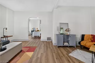 96 E Ido Ave, Akron, OH 44301 - Photo 2