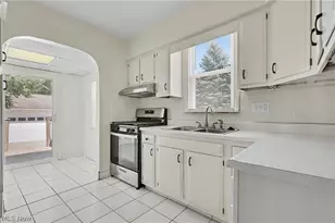 1233 McIntosh Ave, Akron, OH 44314 - Photo 22