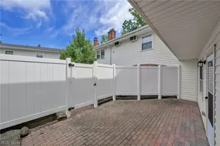 11 Meadowlawn Dr, Mentor, OH 44060 - Photo 10