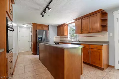 7946 Parkford Street NW, Massillon, OH 44646 - Photo 12
