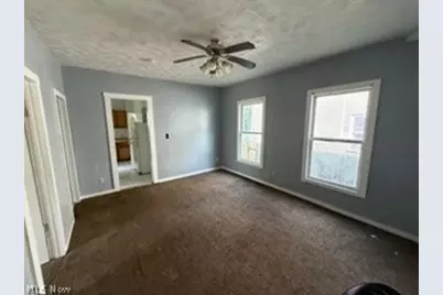 2092 W 95th Street, Loveland, OH 44102 - Photo 16