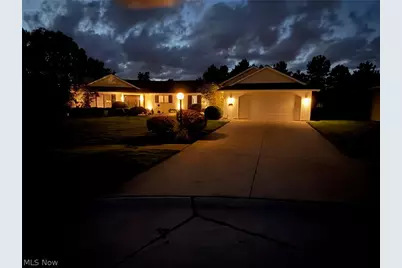 33008 Woodhaven Circle, North Ridgeville, OH 44039 - Photo 2