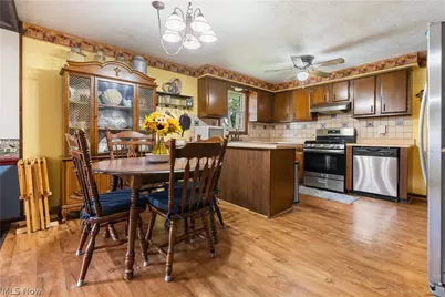 1015 Carnwise Street SW, Canton, OH 44706 - Photo 10