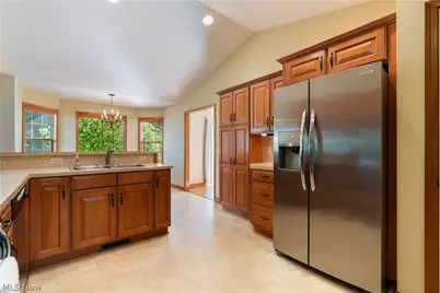 4946 Simsbury Circle NW, Massillon, OH 44646 - Photo 10