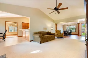 4946 Simsbury Cir NW, Massillon, OH 44646 - Photo 6