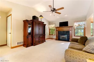 4946 Simsbury Cir NW, Massillon, OH 44646 - Photo 8