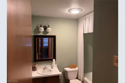 5691 Cherrywood Drive, Lorain, OH 44053 - Photo 18