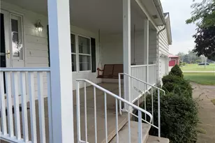 5691 Cherrywood Dr, Lorain, OH 44053 - Photo 6