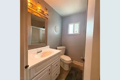 490 Myra Drive, Chardon, OH 44024 - Photo 8