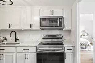 19101 Van Aken Blvd, Huber Heights, OH 44122 - Photo 16